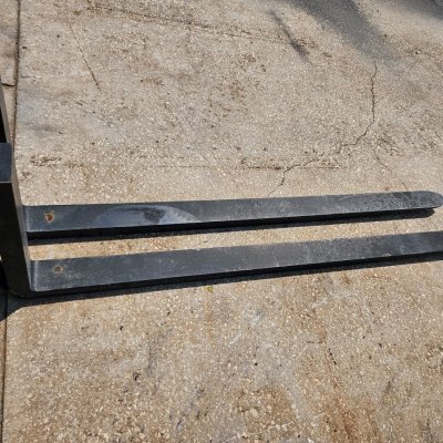   Arrow Forklift Tractor Forks Model 732-4-72-2