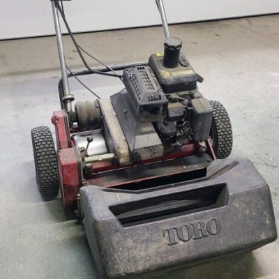  2000 Toro Greensmaster 1000