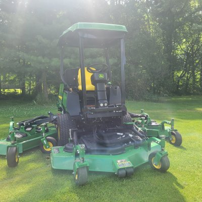  2021/2022 John Deere 1600 WAM  3 deck rotary  mower