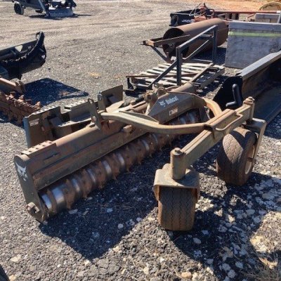  2020'S BOBCAT POWER RAKE SKID STEER MOUNT