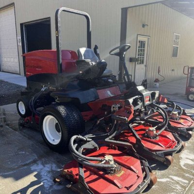  2013 Toro Groundsmaster 4500-D (2800 HOURS)