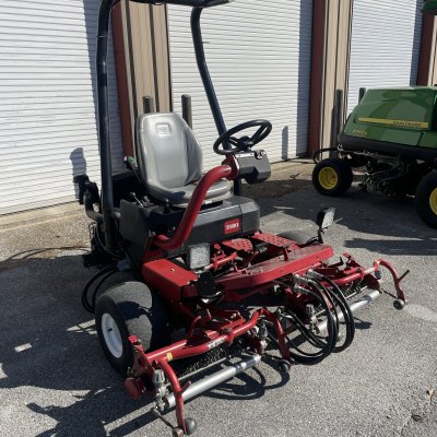  2007 Toro Greensmaster 3250D