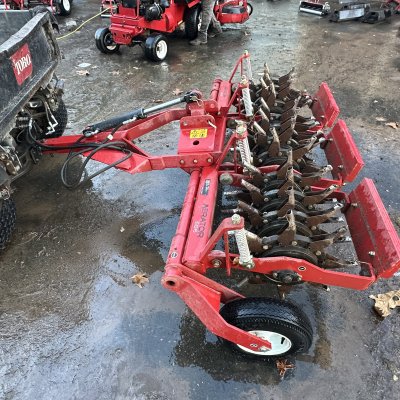  2012 Toro Aerator 686