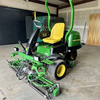  2019 John Deere 2500E