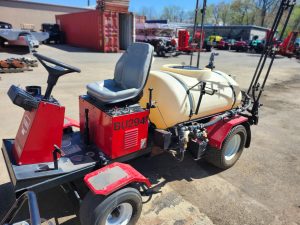 Toro Multipro 1100 with Raven