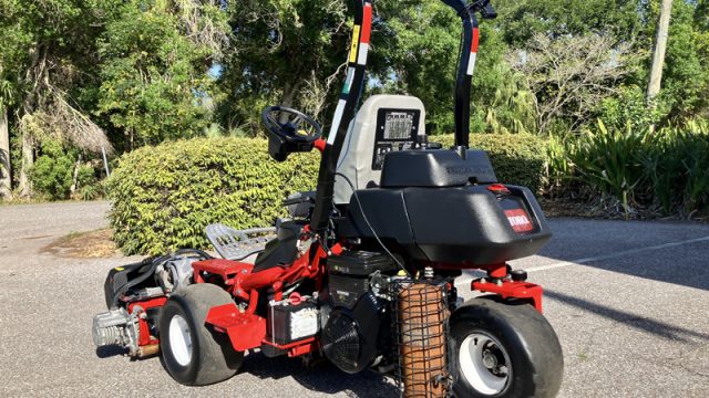 2022_Toro_Greensmaster_3320_Used_Greens_Mower_Statewide_Turf_Equipment_250T-232-4