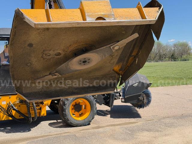 25596_8_b109fd01-cf52-4bb3-912b-09b2053c5f21