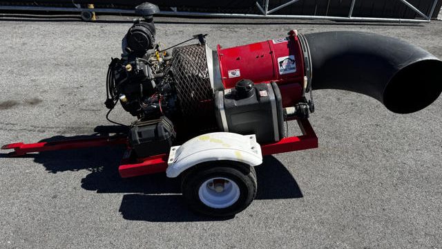 Buffalo-Turbine-Blower-Pull-Behind-4-640×480-1