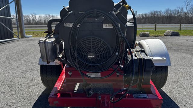 Buffalo-Turbine-Pull-Behind-Blower-4-640×480-1