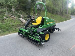 John Deere 7200a reel mower brand new reels freshly sharpened