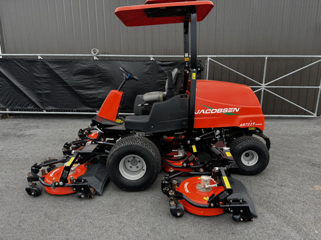 Jacobsen-AR722-Diesel-4WD-Contouring-Rotary-Mower-6-640×480-1