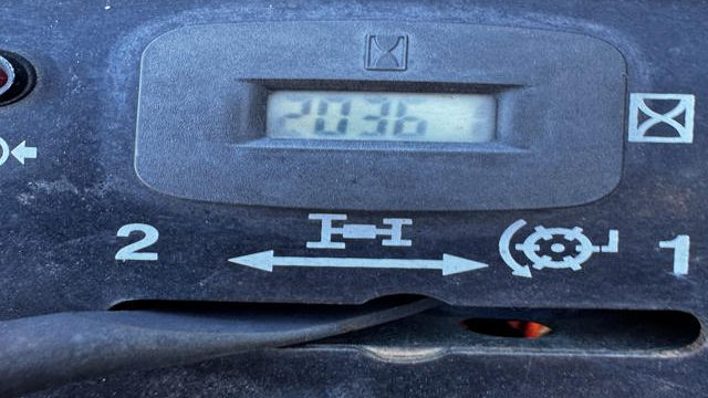 Jacobsen-GP400-Diesel-Greensmower-1-640×480-1