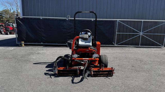 Jacobsen-GP400-Diesel-Greensmower-4-640×480-1