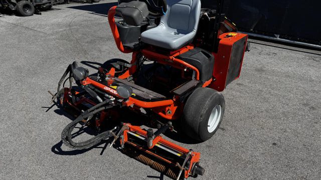 Jacobsen-GP400-Diesel-Greensmower-5-640×480-1