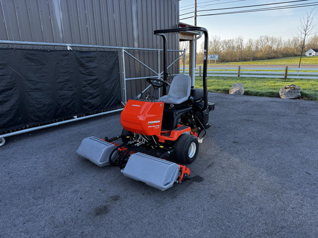 Jacobsen-Greensking-IV-Greens-Mower-2-640×480-1