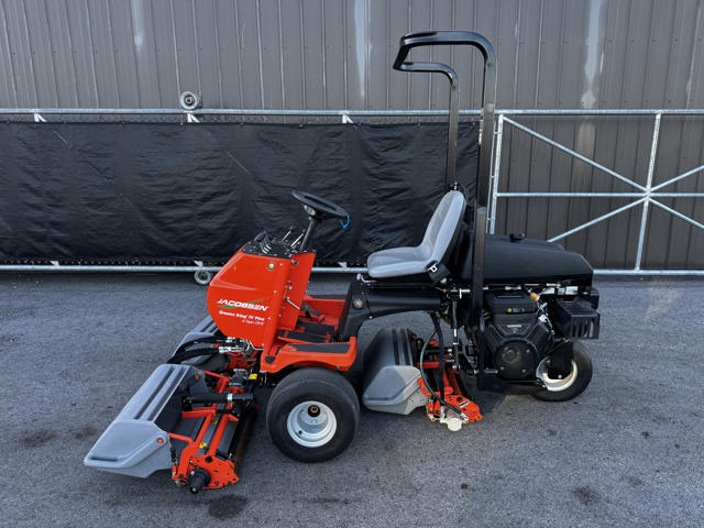 Jacobsen-Greensking-IV-Greens-Mower-5-640×480-1