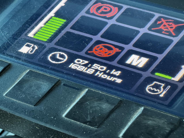 Jacobsen-HR800-16ft-Cab-Wide-Area-Mower-1-640×480-1