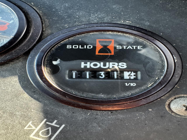 Jacobsen-HR9016-Diesel-4wd-Wide-Area-Mower-1-640×480-1