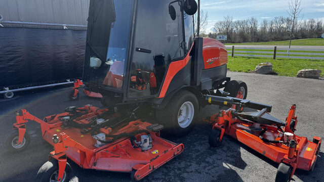 Jacobsen-HR9016-Diesel-4wd-Wide-Area-Mower-5-640×480-1