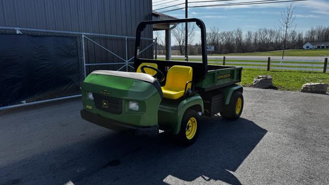 John-Deere-Gator-2030-Diesel-2-640×480-1