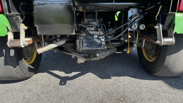 John-Deere-Gator-2030-Diesel-6-640×480-1