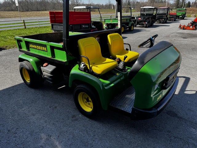 John-Deere-Gator-2030-Diesel-8-640×480-1