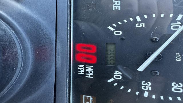 John-Deere-Gator-2030-Diesel-Utility-Vehicle-1-640×480-1