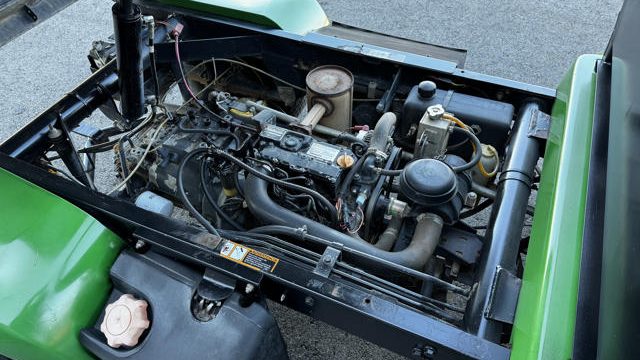 John-Deere-Gator-2030-Diesel-Utility-Vehicle-10-640×480-1