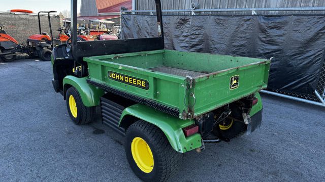 John-Deere-Gator-2030-Diesel-Utility-Vehicle-6-640×480-1