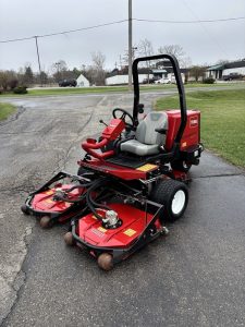 2020 Toro Groundsmaster® 3500D Sidewinder Rotary Mower