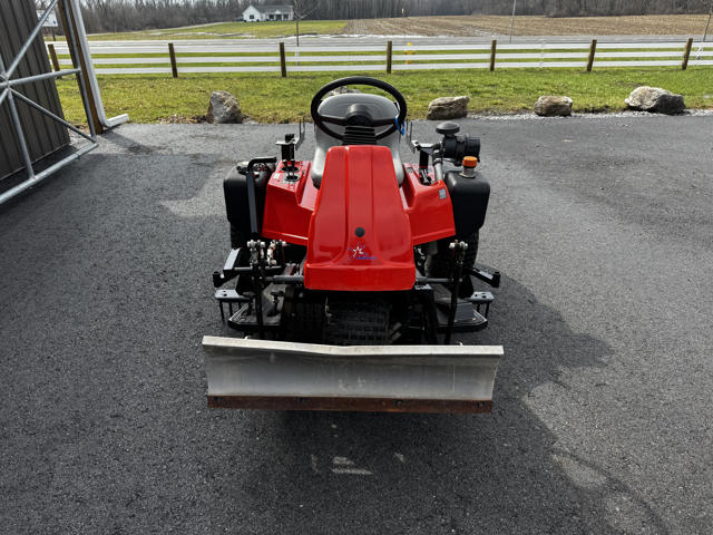 Smithco-Sand-Star-Diesel-3WD-Bunker-Rake-4-640×480-1