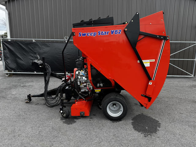 Smithco-Sweepstar-V62-Pull-Behind-Sweeper-4-640×480-1