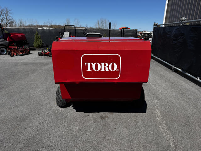 Toro-4800-Turf-Sweeper-3-640×480-1