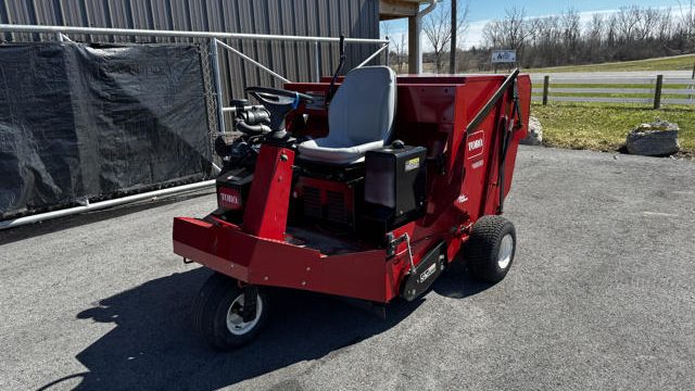 Toro-4800-Turf-Sweeper-5-640×480-1