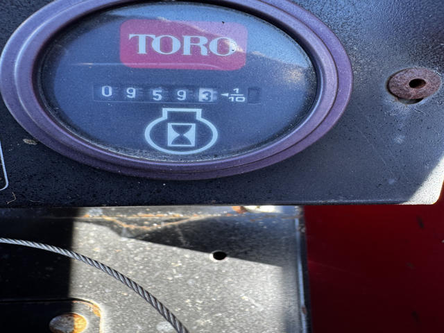 Toro-4800-Turf-Sweeper-6-640×480-1