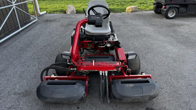 Toro-Greensmaster-3150-Greens-Mower-3-640×480-1