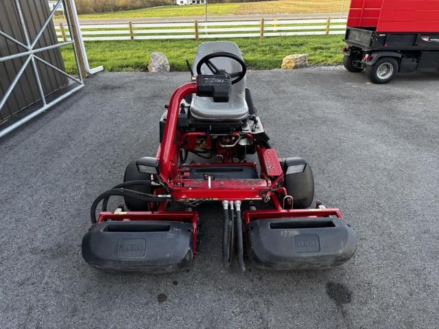 Toro-Greensmaster-3150-Greens-Mower-3-640×480-1