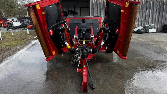 Toro-Groundsmaster-1200-Pull-Behind-PTO-Mower-1-640×480-1-1