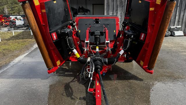 Toro-Groundsmaster-1200-Pull-Behind-PTO-Mower-6-640×480-1-1