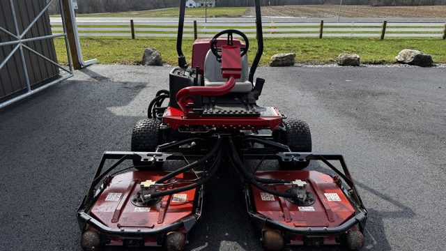 Toro-Groundsmaster-3500-Diesel-AWD-Rotary-Mower-3-640×480-1