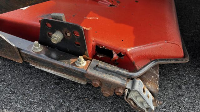 Toro-Groundsmaster-3500-Diesel-AWD-Rotary-Mower-9-640×480-1