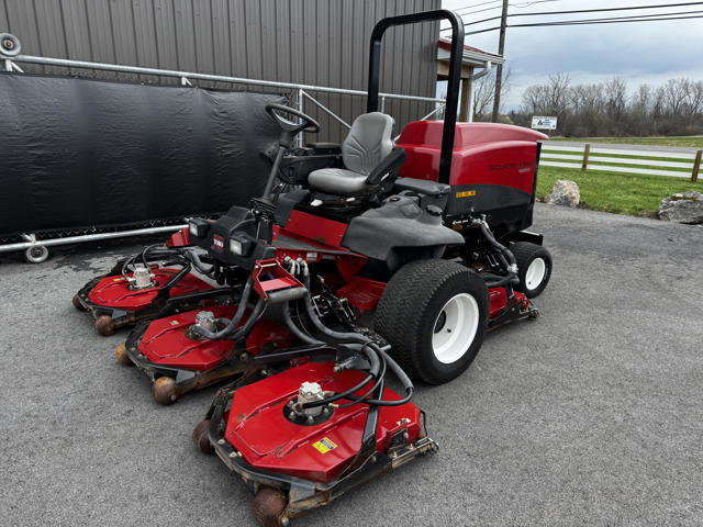 Toro-Groundsmaster-4500-Diesel-4WD-Contouring-Rotary-Mower-4-640×480-1