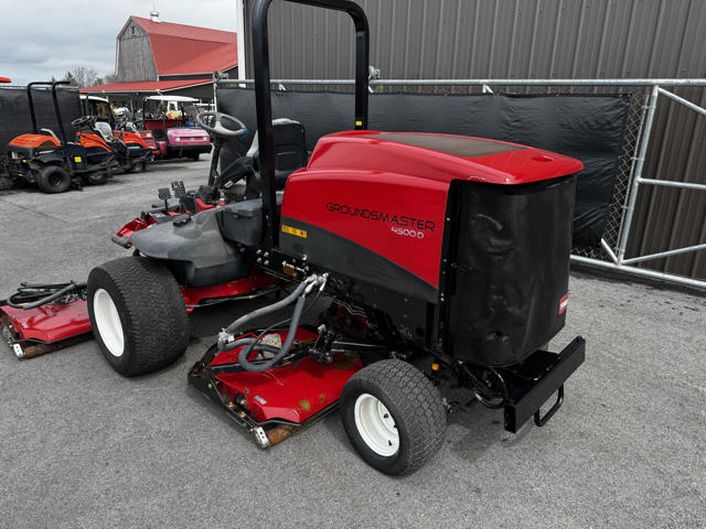 Toro-Groundsmaster-4500-Diesel-4WD-Contouring-Rotary-Mower-6-640×480-1
