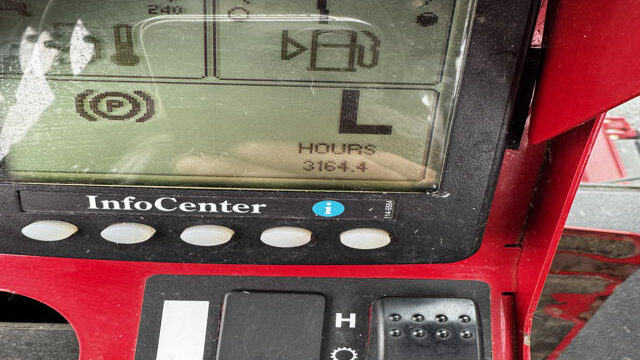 Toro-Groundsmaster-5910-Diesel-4WD-Wide-Area-Mower-1-640×480-1