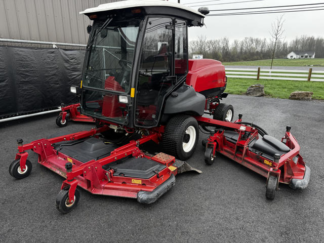 Toro-Groundsmaster-5910-Diesel-4WD-Wide-Area-Mower-5-640×480-1