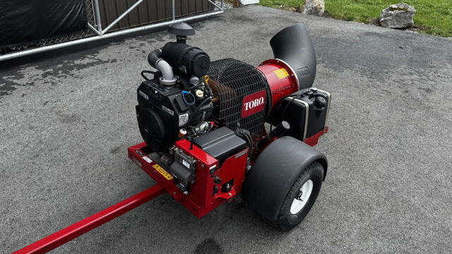Toro-Proforce-Blower-2-640×480-1