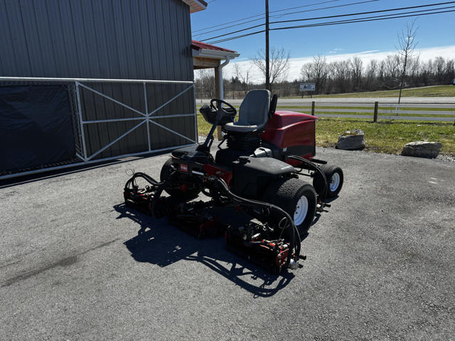 Toro-Reelmaster-5410-Fairway-Mower-2-640×480-1
