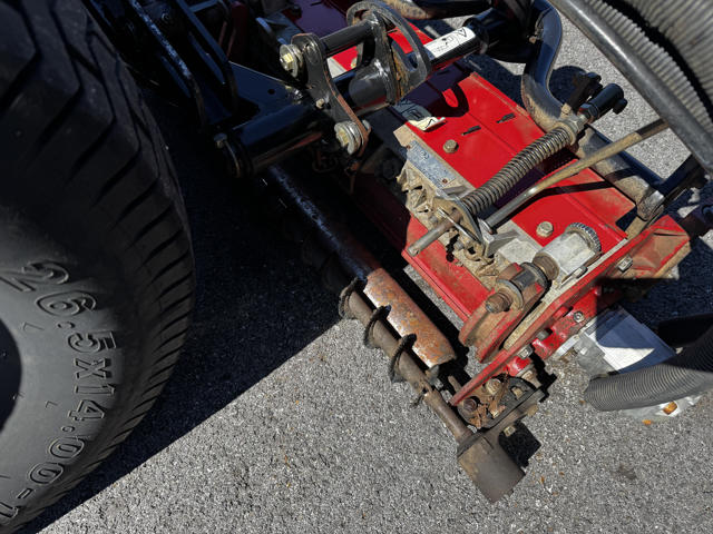 Toro-Reelmaster-5410-Fairway-Mower-8-640×480-1