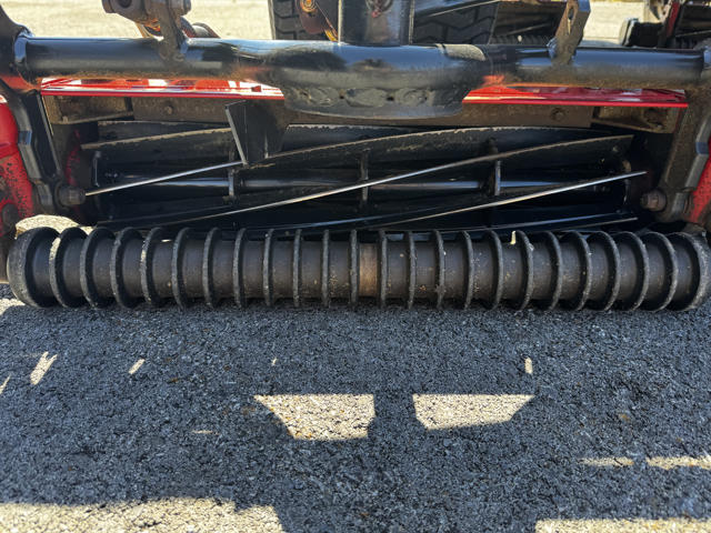 Toro-Reelmaster-5410-Fairway-Mower-9-640×480-1