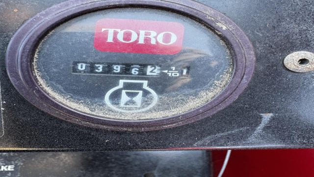 Toro-Turf-Sweeper-4800-1-640×480-1